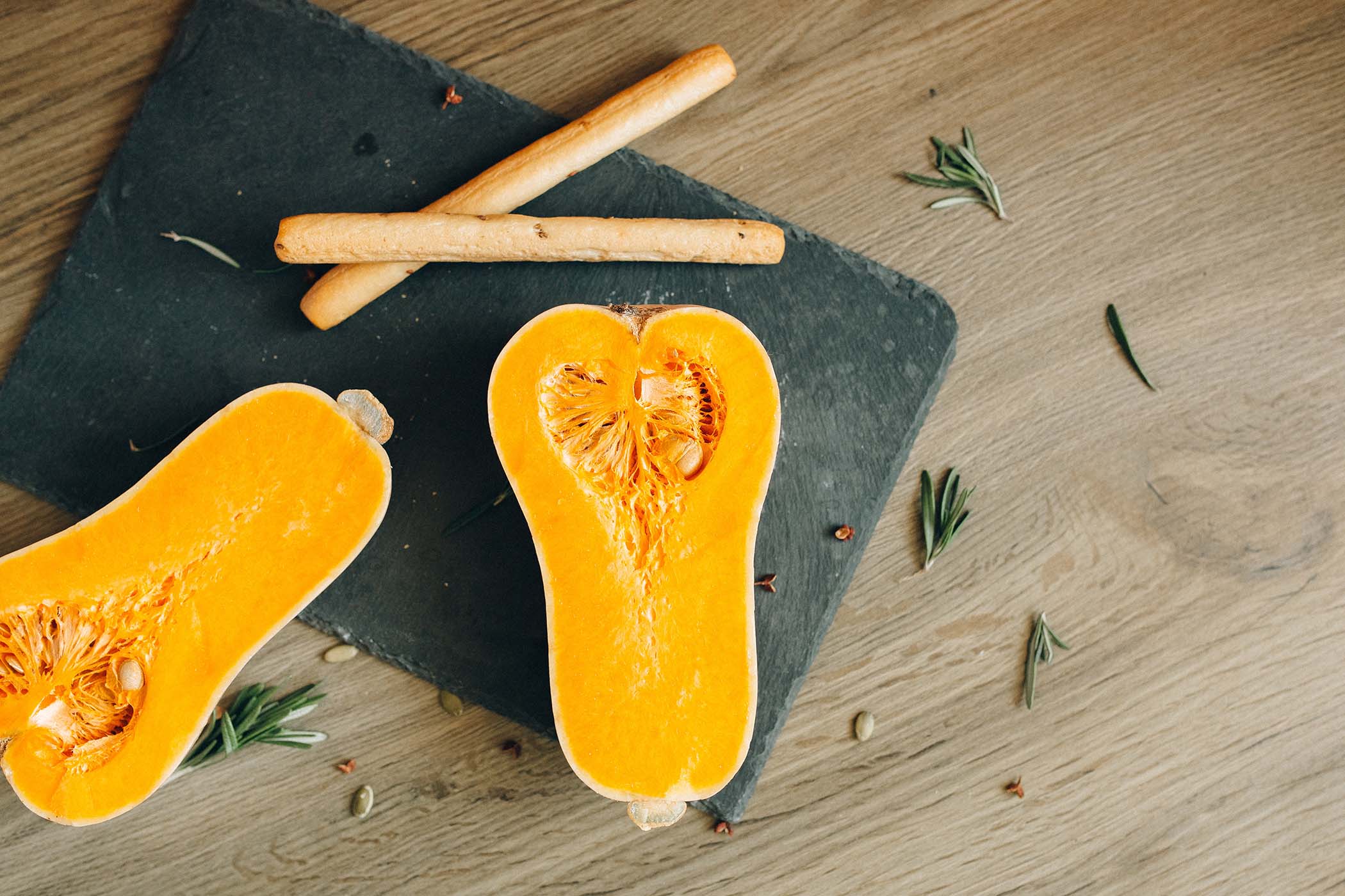 La ricetta del carpaccio di zucca senza sprechi - MoltoFood