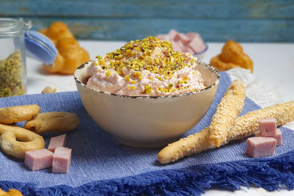 Mousse di mortadella