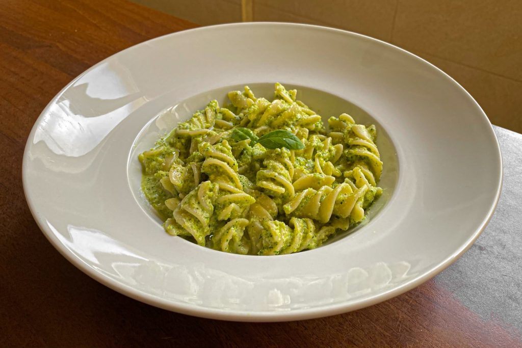 Pesto di zucchine e limone