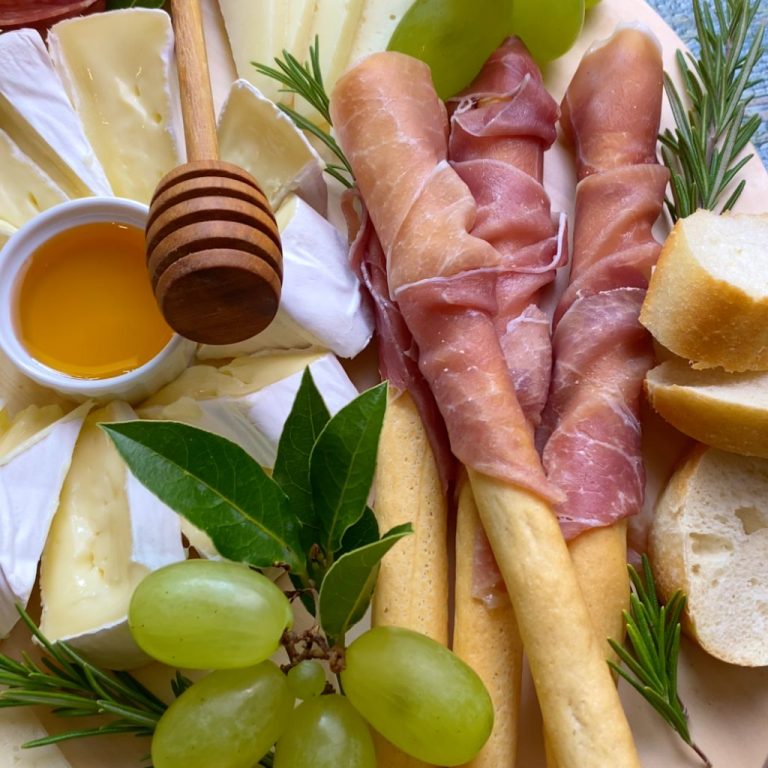 Tagliere di salumi e formaggi step2