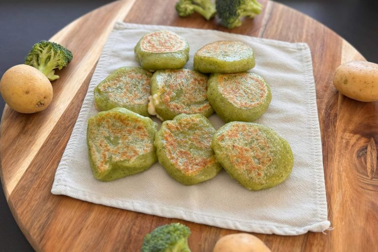 Focaccine di patate e broccoli