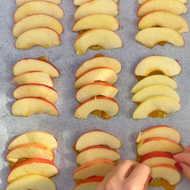 Mini tarte tatin di mele step1