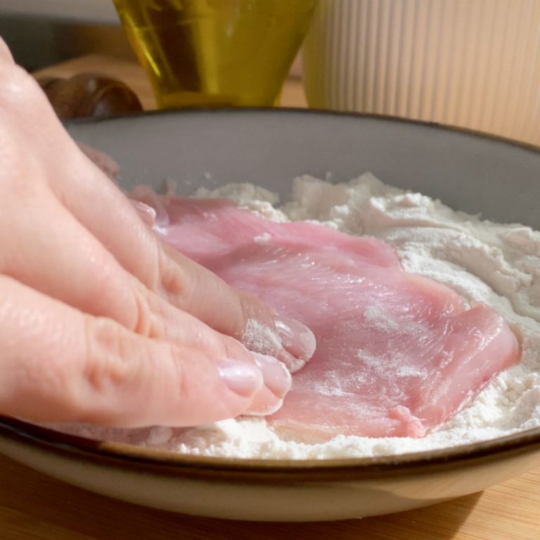 Scaloppine di pollo ai funghi step1