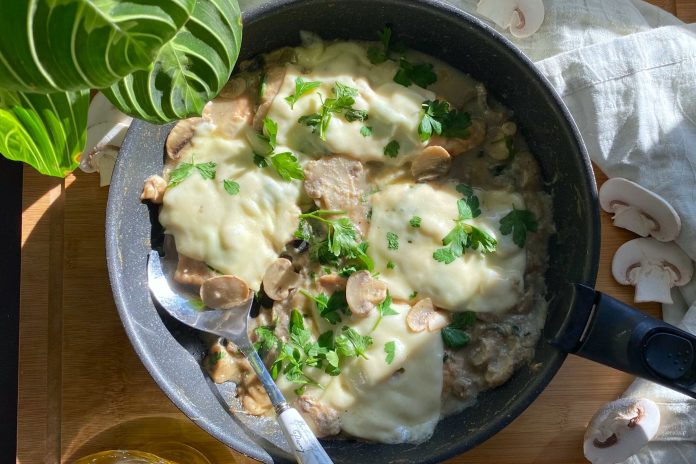 Scaloppine di pollo ai funghi